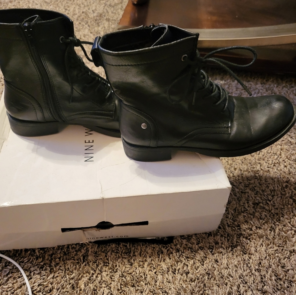 Nine West combat boot size 7m